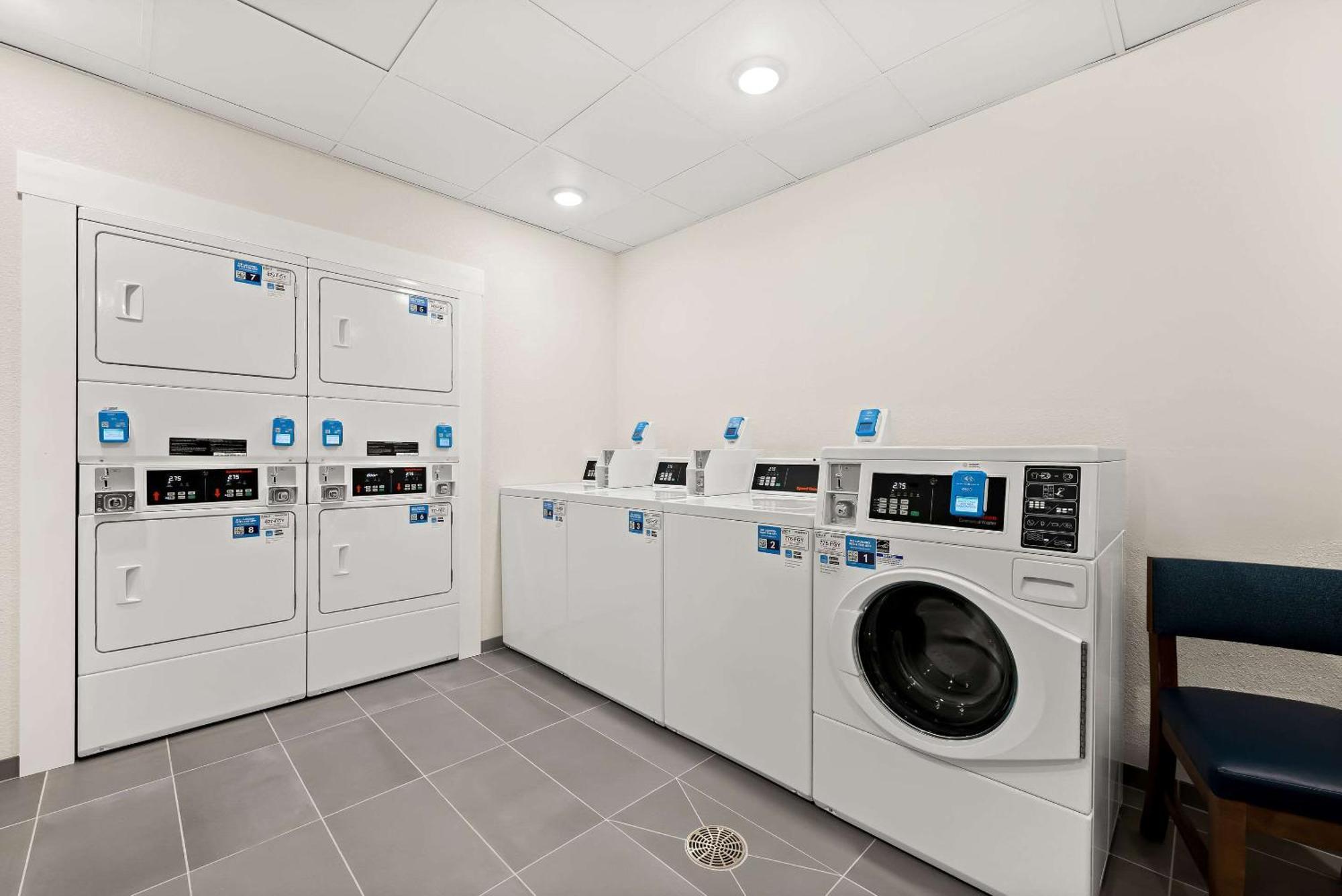 Everhome Suites Huntsville - Research Park Zewnętrze zdjęcie